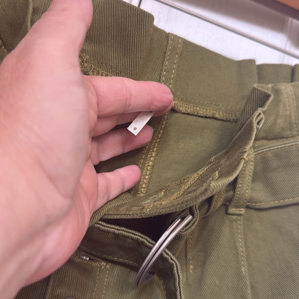 Free people 🌹🌹Olive Green Belted Women's Shorts - Picture 16 of 17